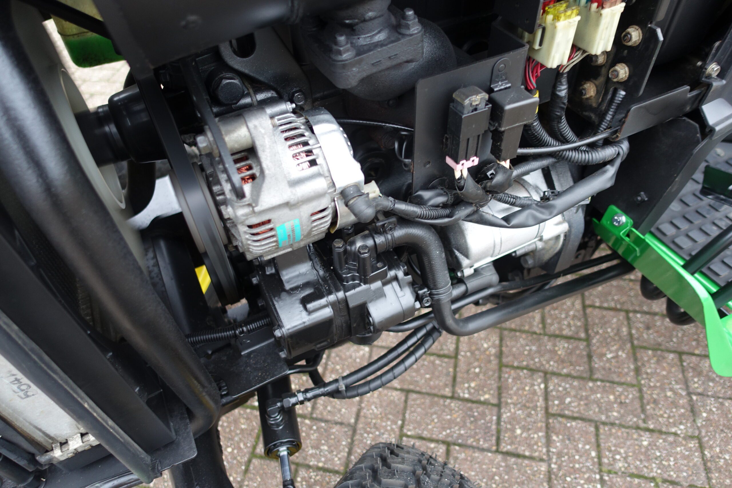 John Deere 2520 4wd HST - Afbeelding 32