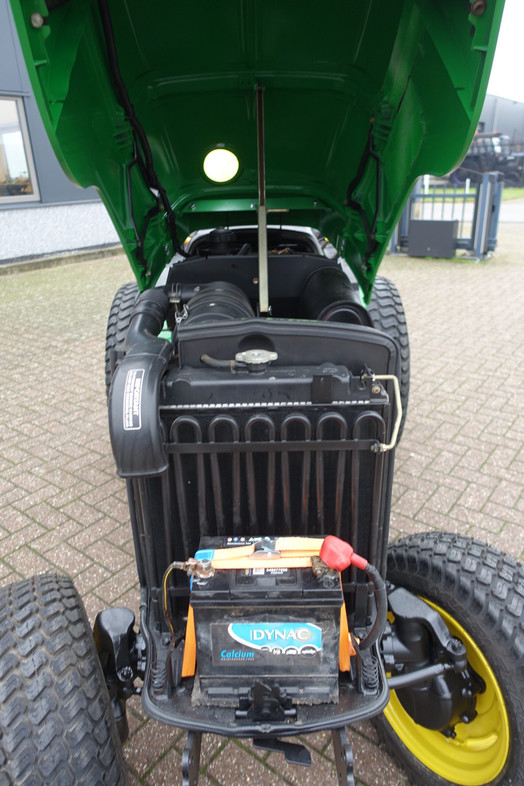 John Deere 2520 4wd HST - Afbeelding 33