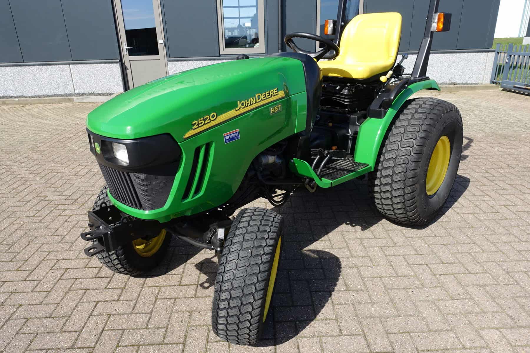 John Deere 2520 4wd HST - Afbeelding 4