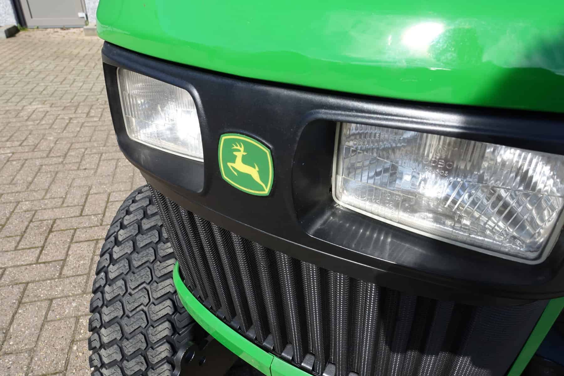 John Deere 2520 4wd HST - Afbeelding 6