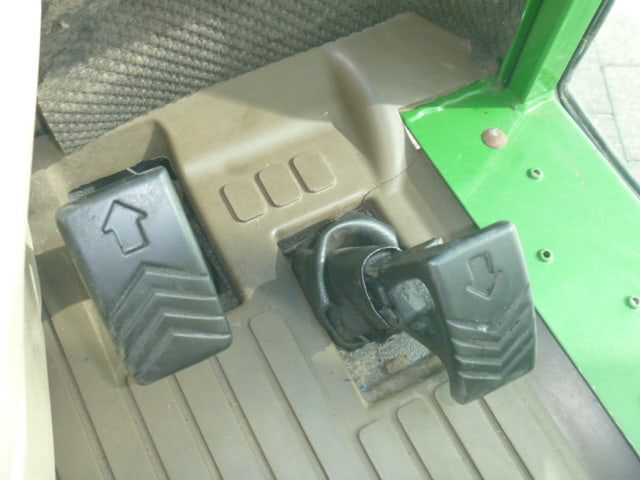 John Deere 2520 4wd HST - Afbeelding 15