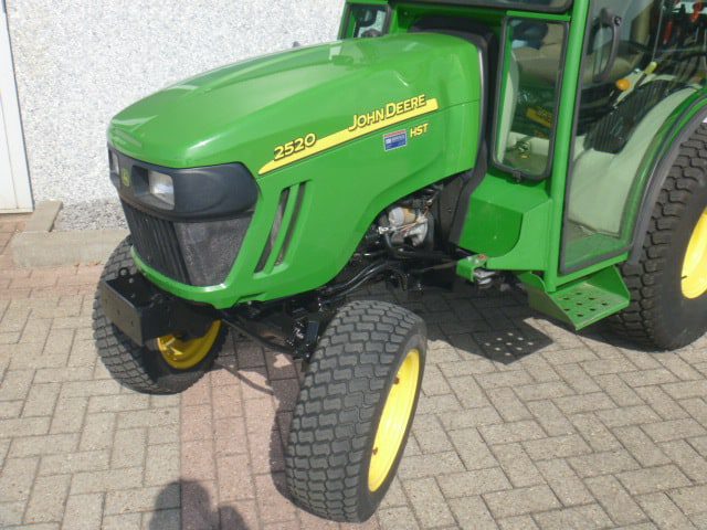 John Deere 2520 4wd HST - Afbeelding 3