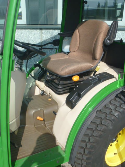 John Deere 2520 4wd HST - Afbeelding 9