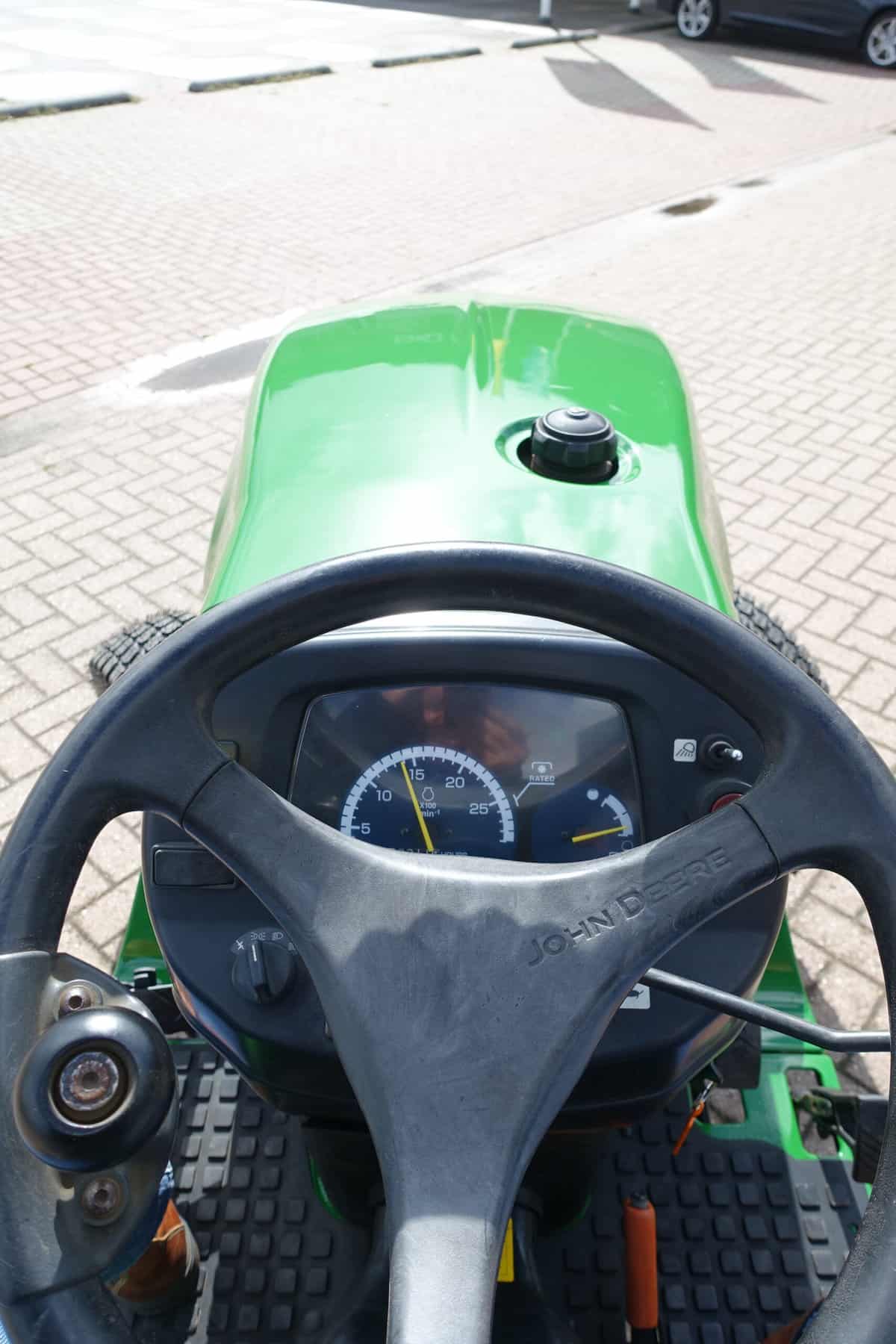 John Deere 2520 4wd HST - Afbeelding 11