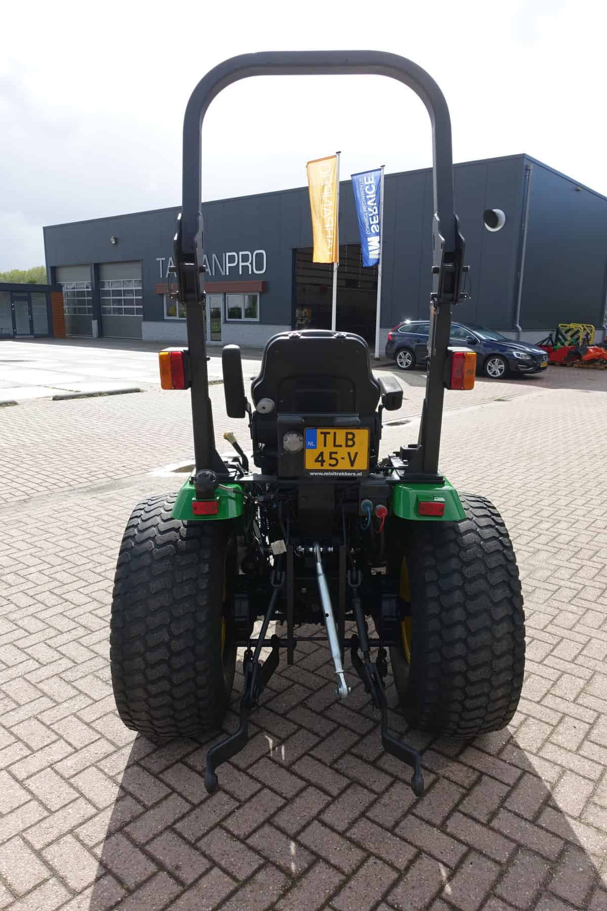 John Deere 2520 4wd HST - Afbeelding 16