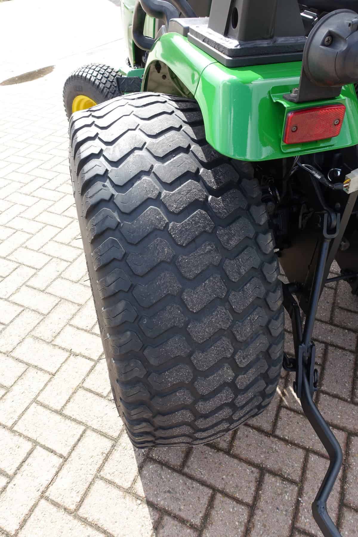 John Deere 2520 4wd HST - Afbeelding 20