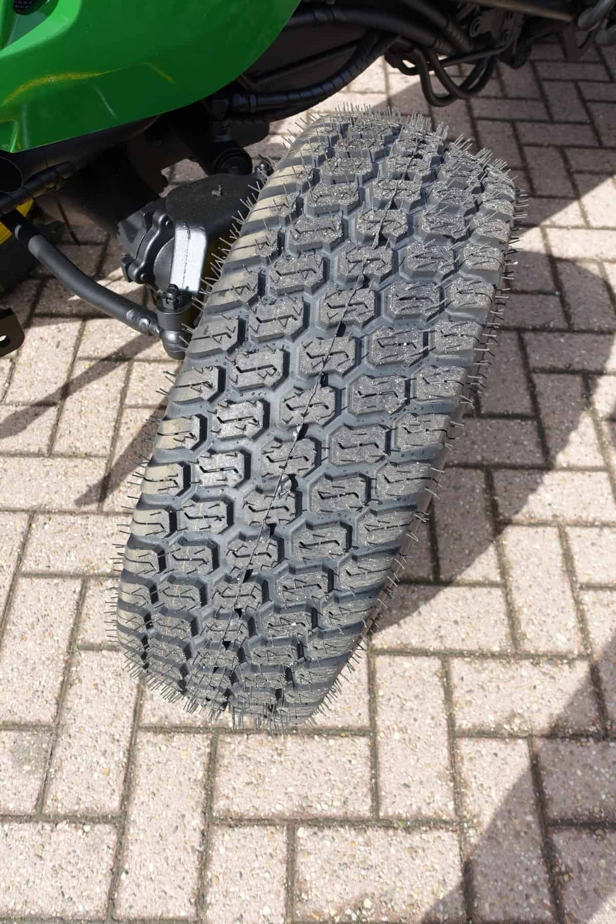 John Deere 2520 4wd HST - Afbeelding 21