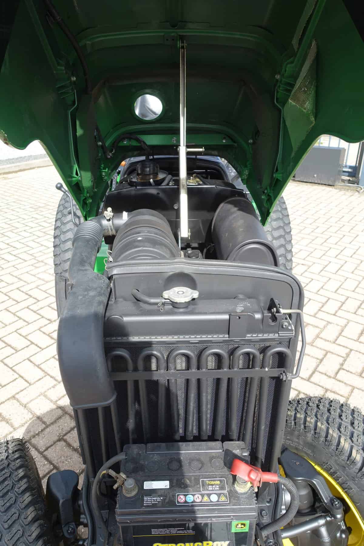 John Deere 2520 4wd HST - Afbeelding 29