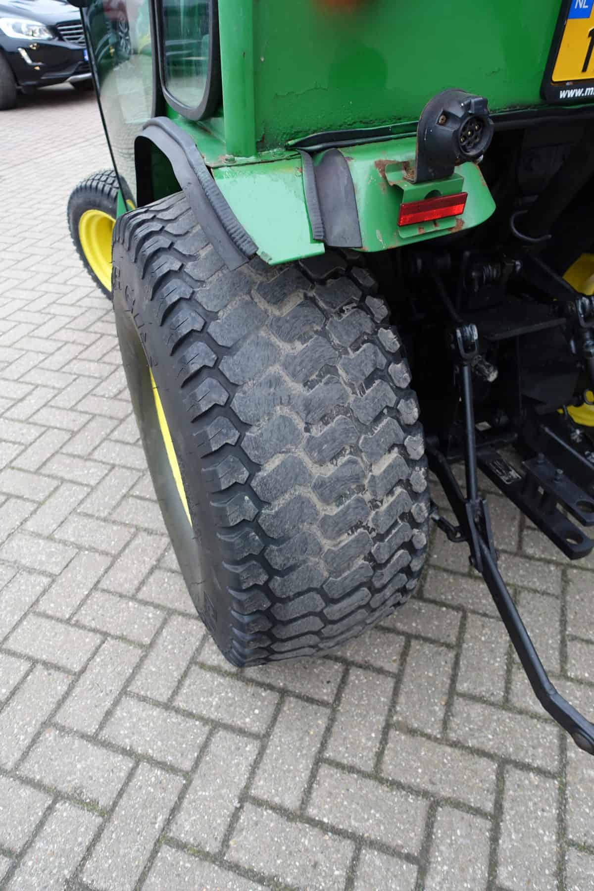 John Deere 2520 4wd HST - Afbeelding 21