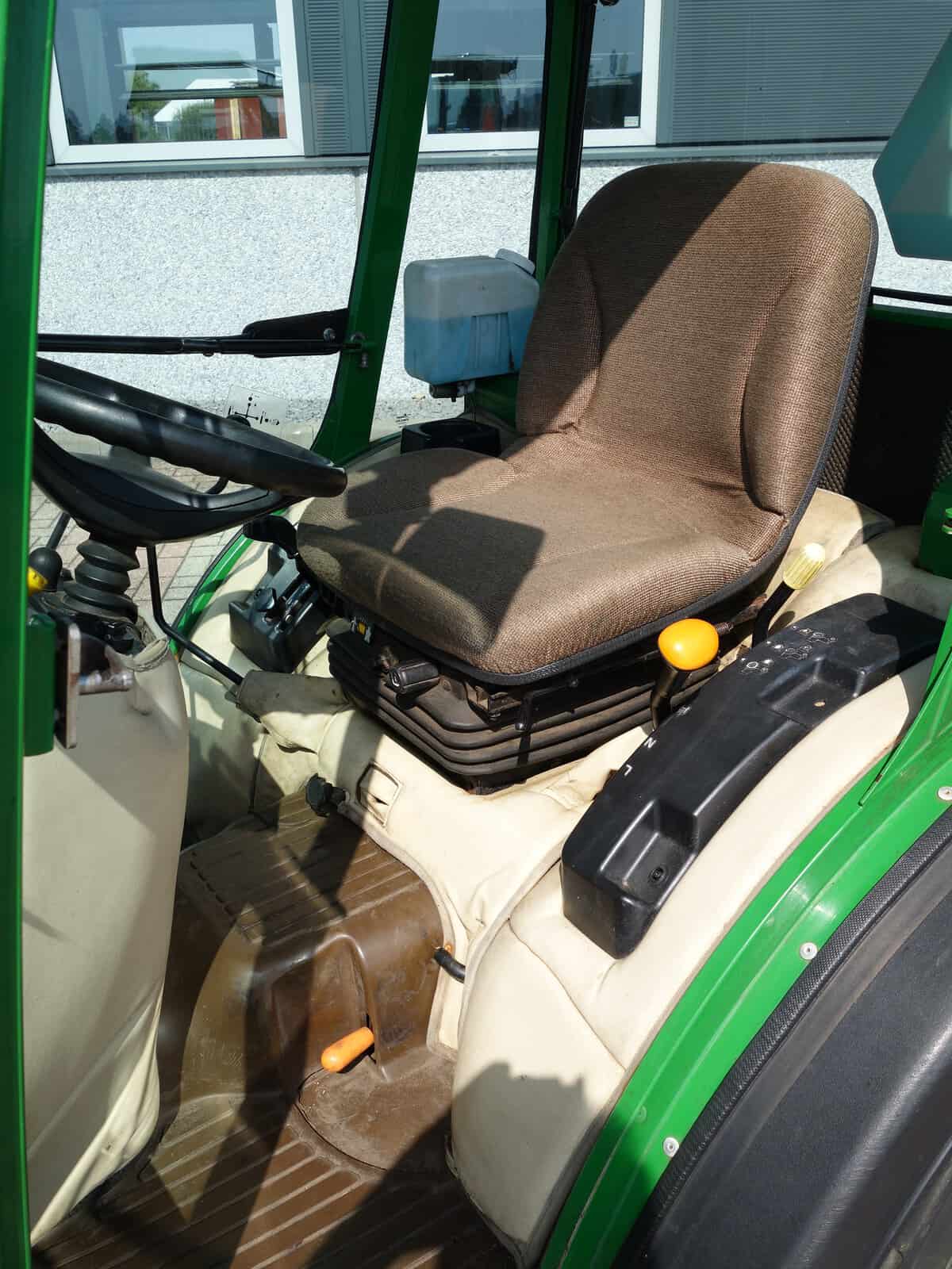 John Deere 2520 4wd HST - Afbeelding 10