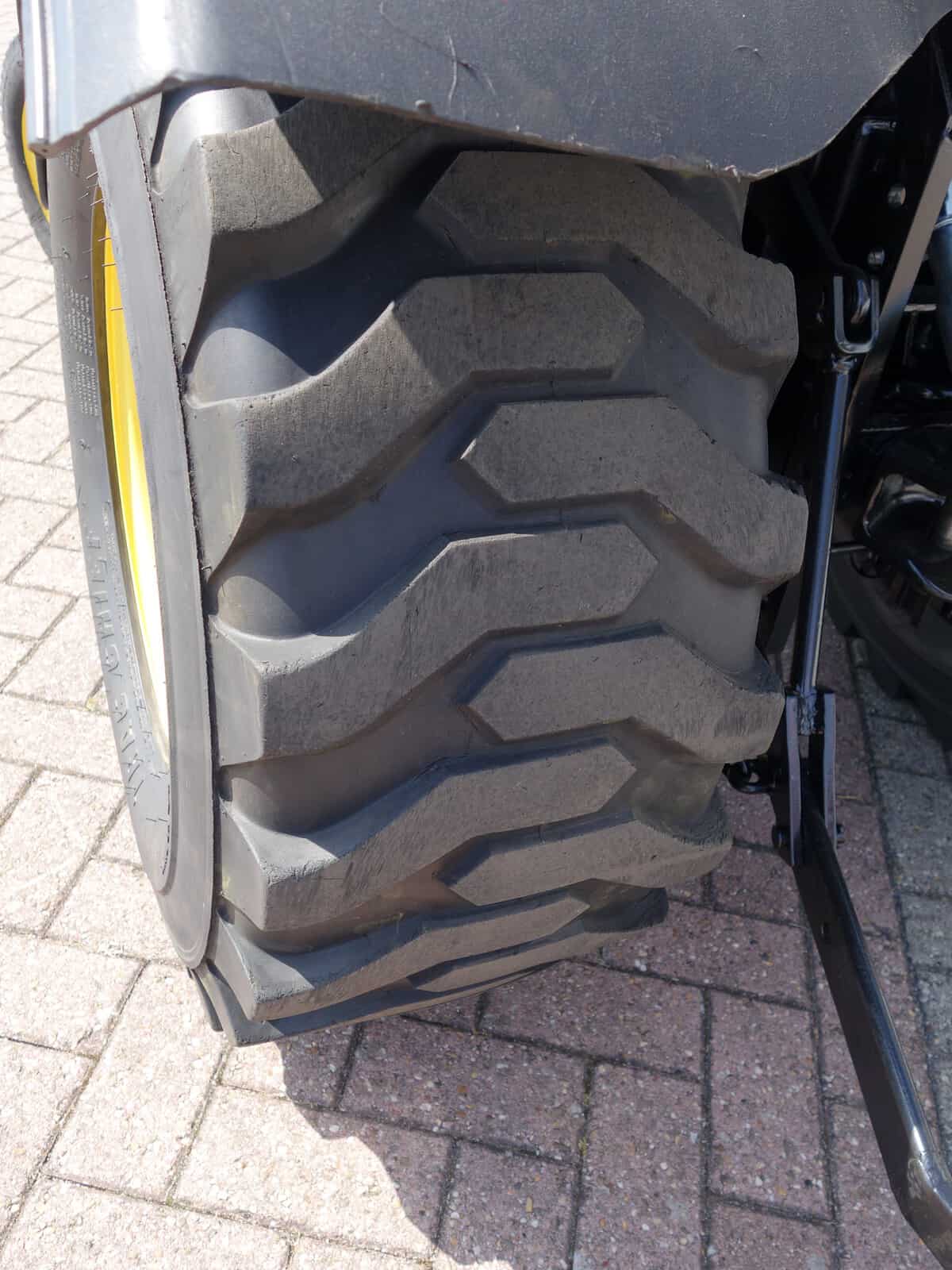 John Deere 2520 4wd HST - Afbeelding 27