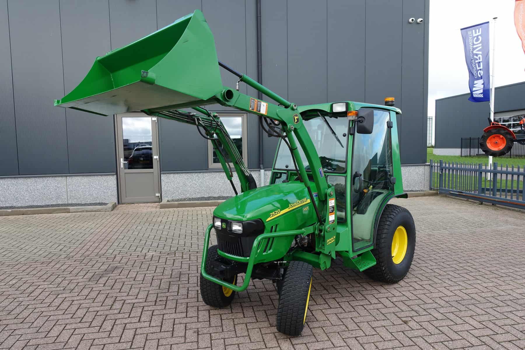 John Deere 2520 4wd HST - Afbeelding 3