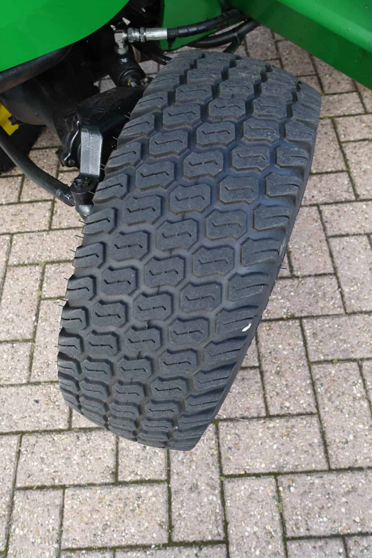 John Deere 2520 4wd HST - Afbeelding 30