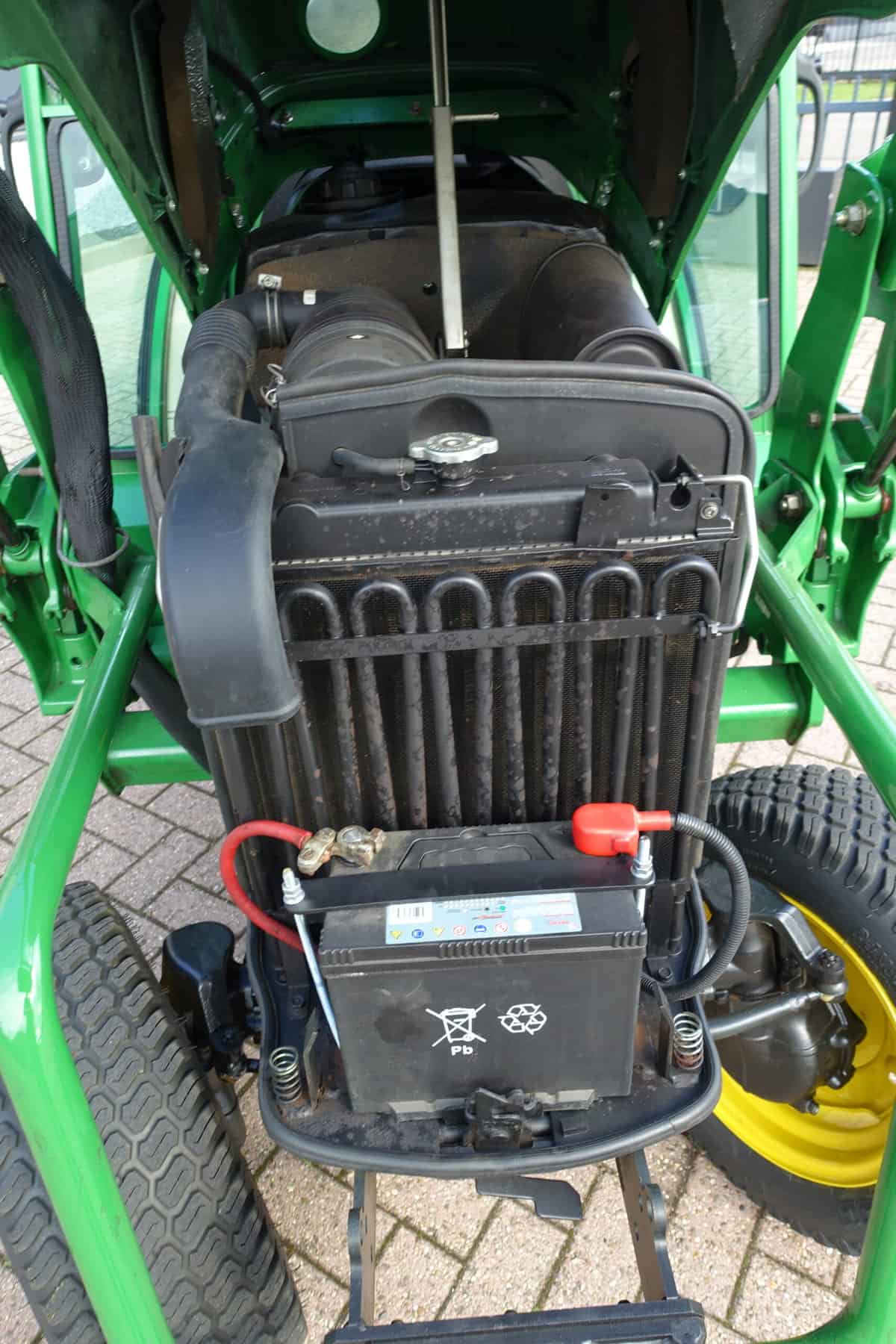 John Deere 2520 4wd HST - Afbeelding 38