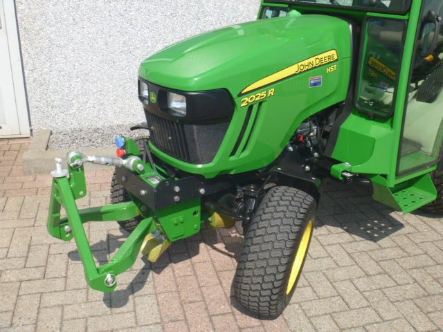 John Deere 2025R 4wd HST - Afbeelding 3
