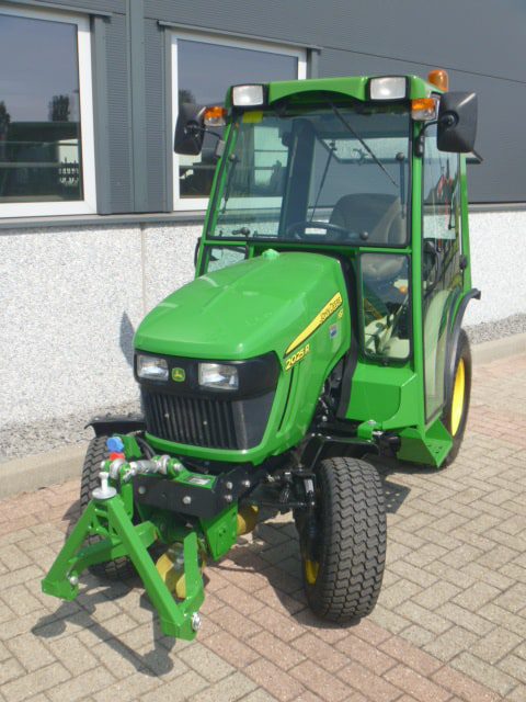 John Deere 2025R 4wd HST - Afbeelding 8