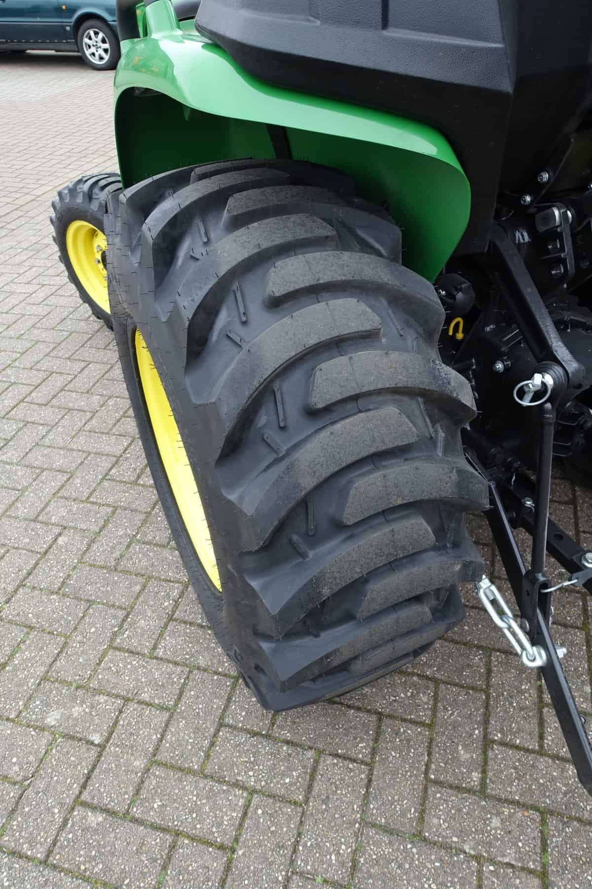 John Deere 3025E 4wd HST - Afbeelding 23