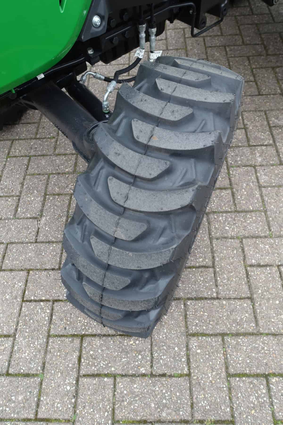 John Deere 3025E 4wd HST - Afbeelding 24