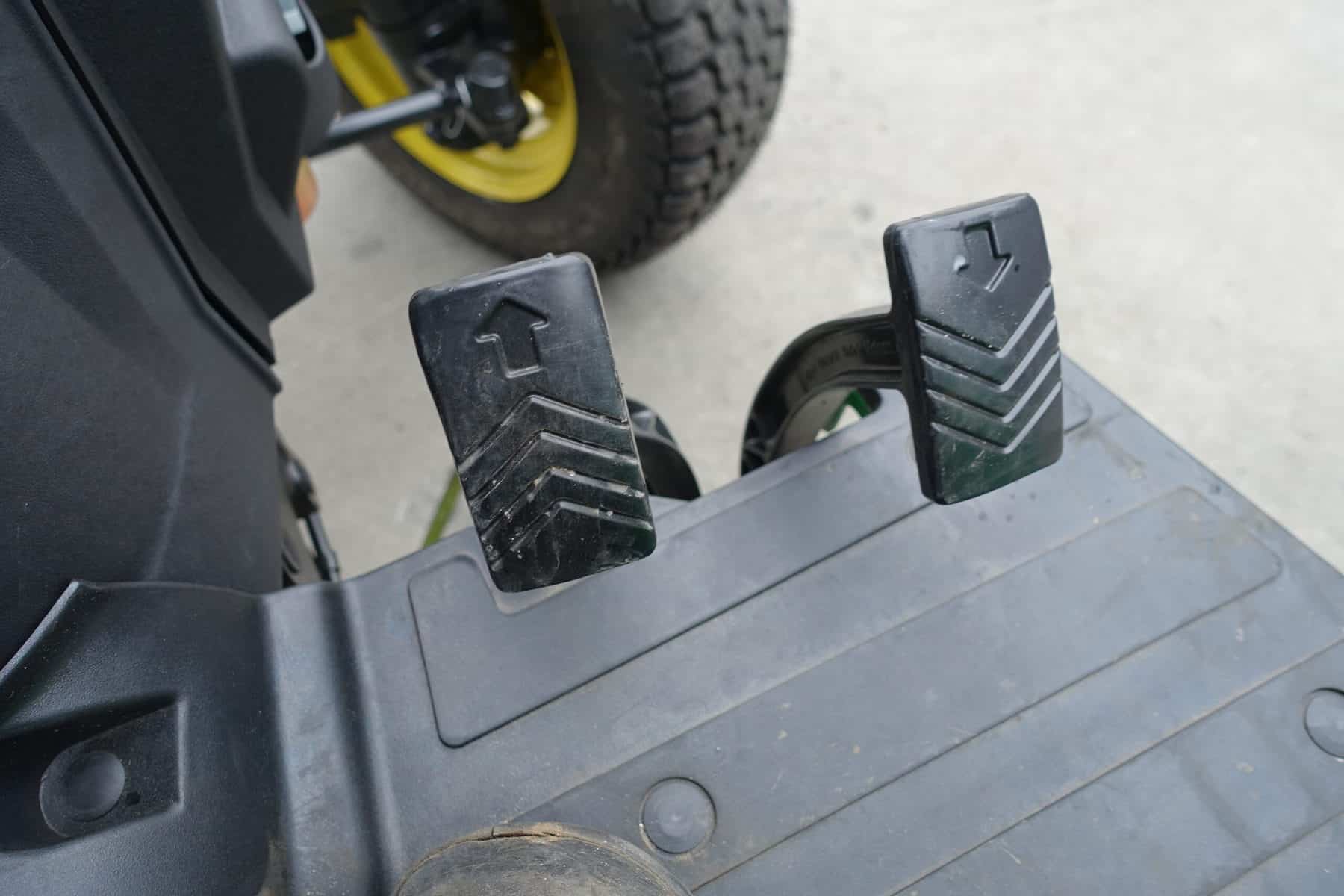 John Deere 3025E 4wd HST - Afbeelding 14