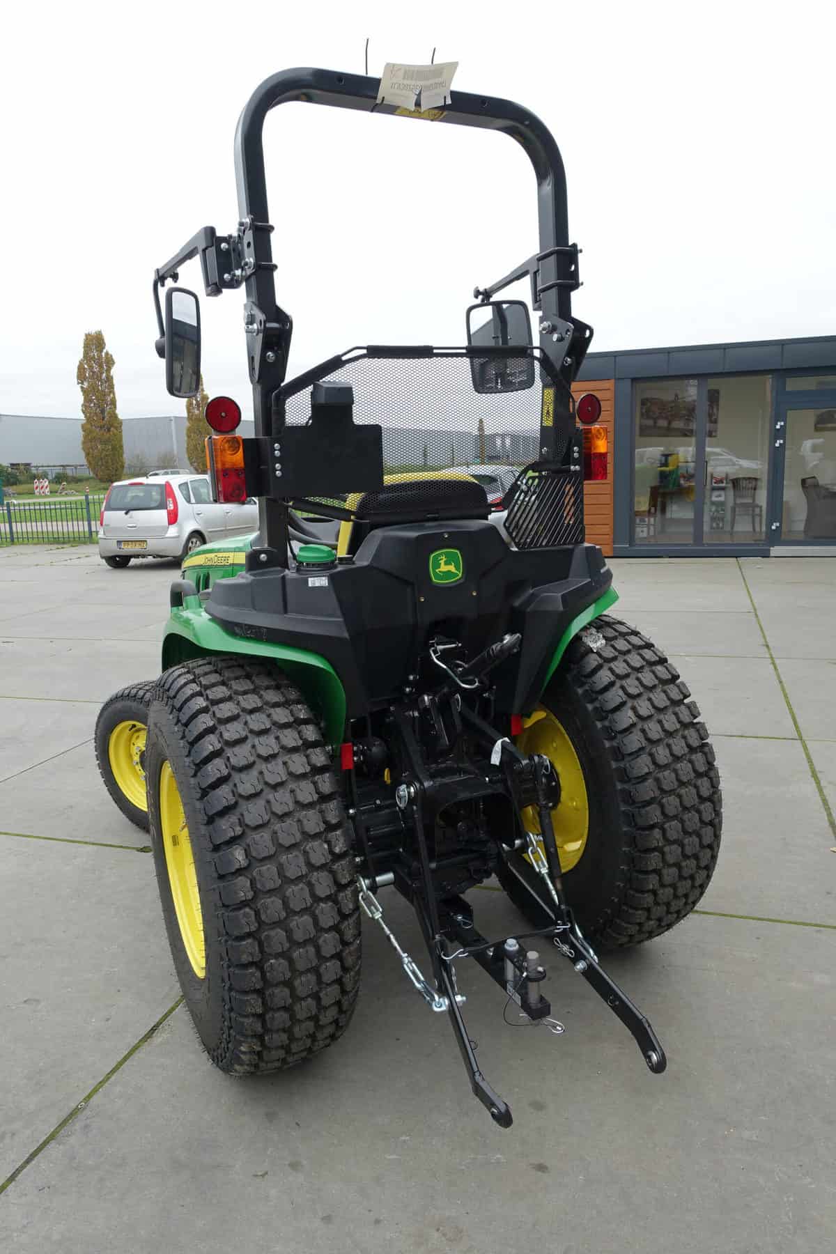 John Deere 3025E 4wd HST - Afbeelding 15