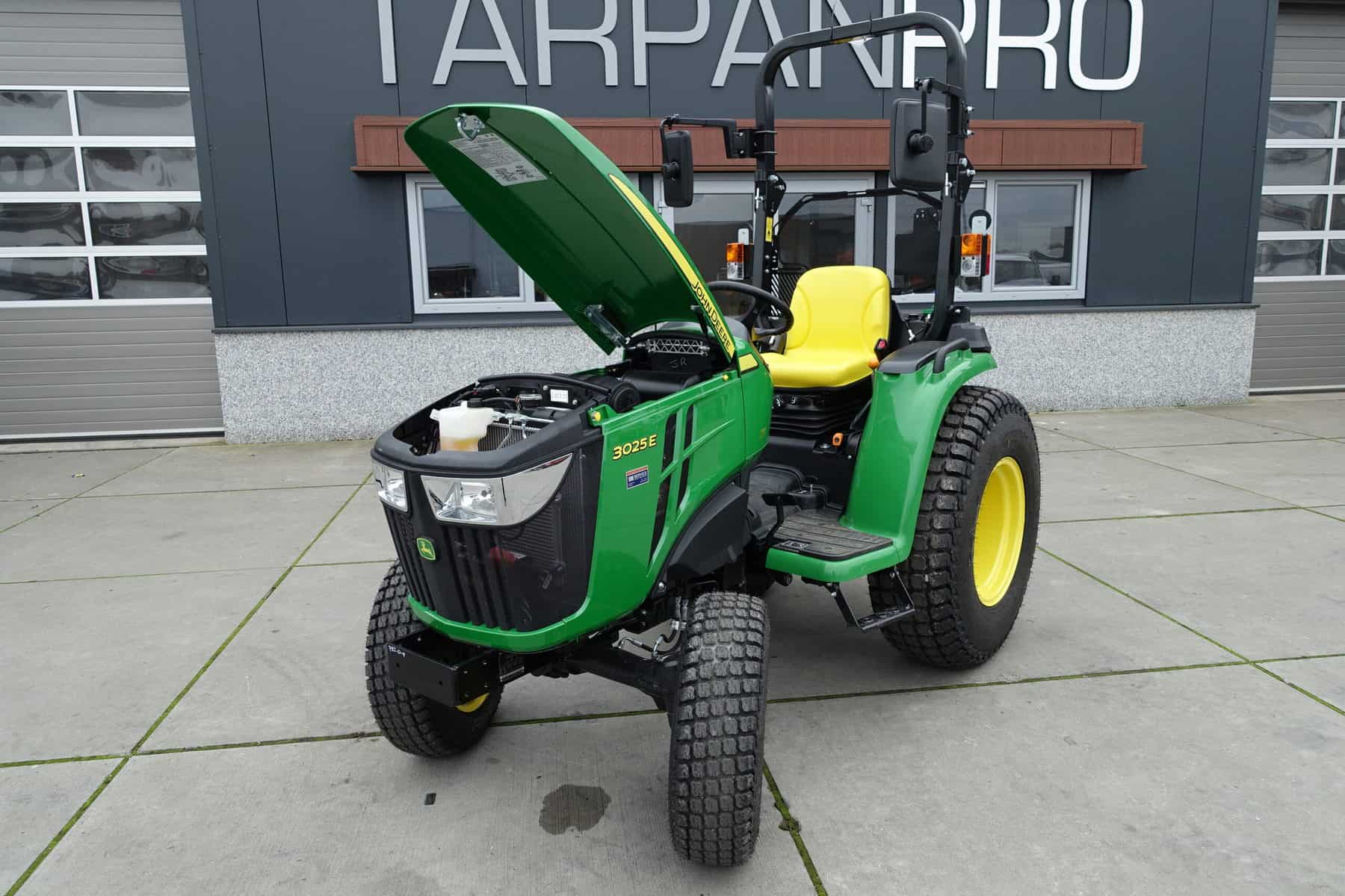 John Deere 3025E 4wd HST - Afbeelding 23