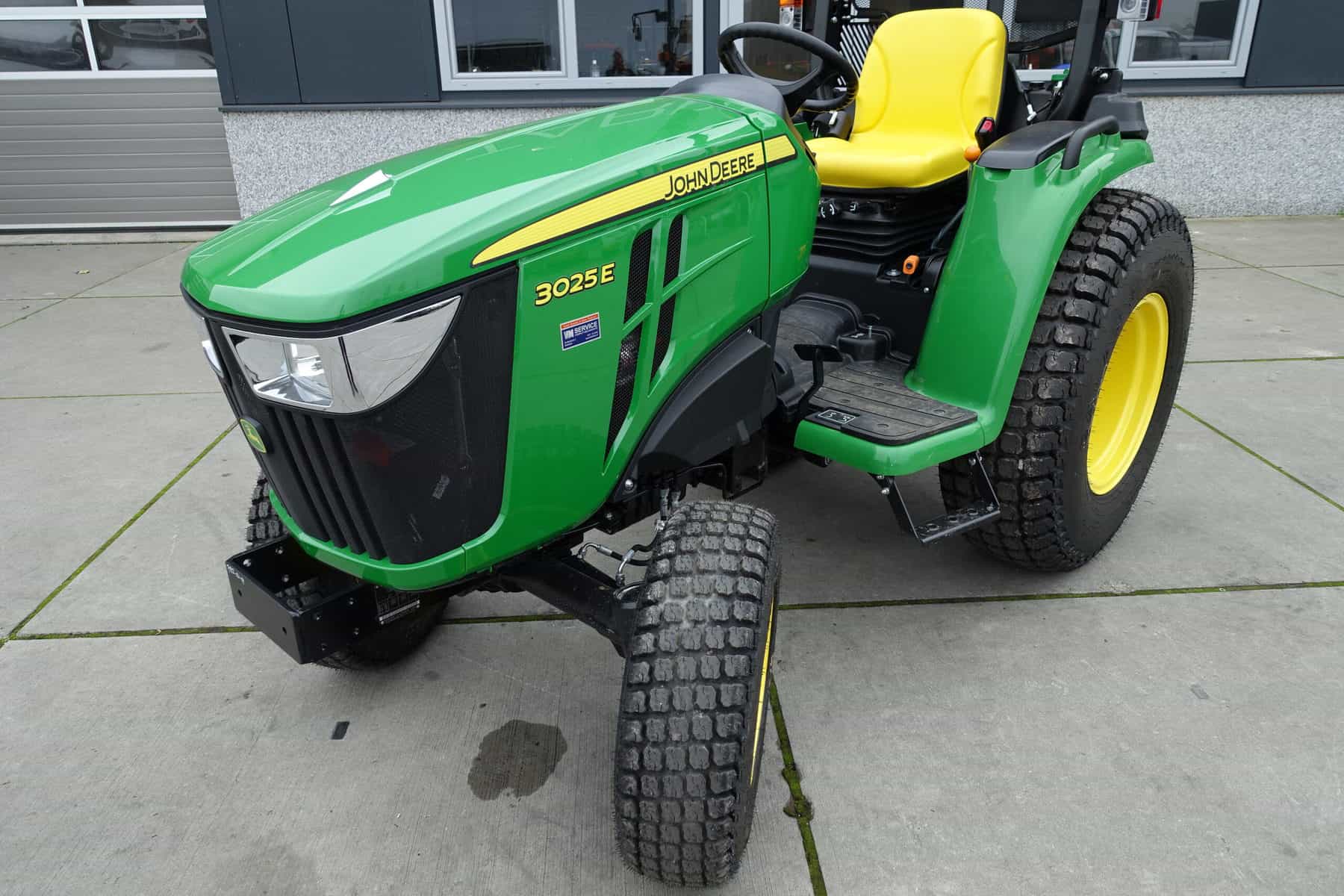 John Deere 3025E 4wd HST - Afbeelding 4