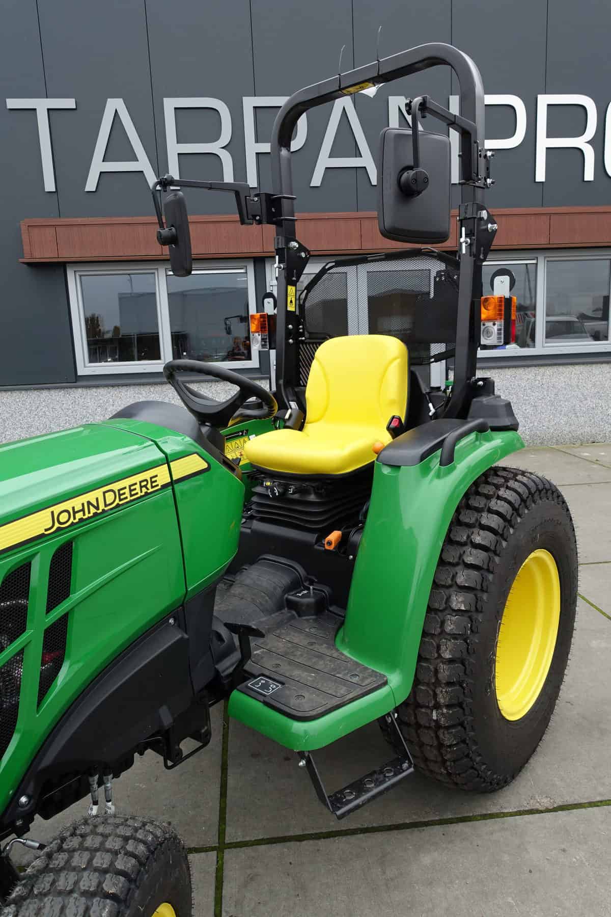 John Deere 3025E 4wd HST - Afbeelding 9