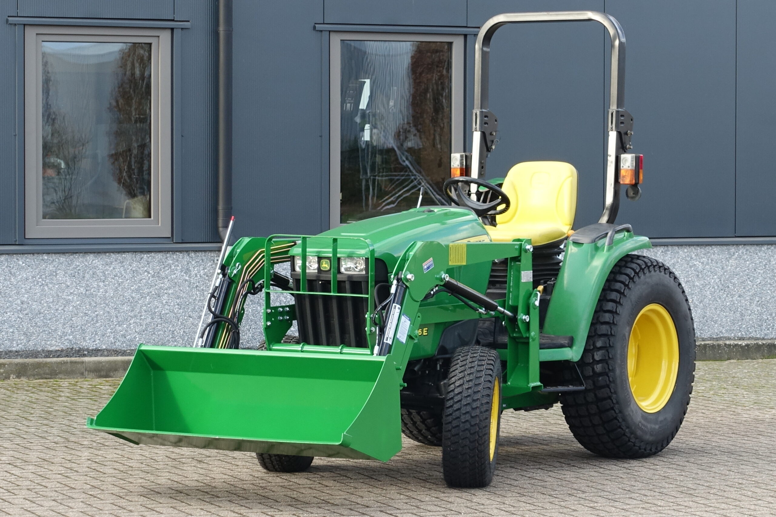 John Deer 3036E 4wd HST