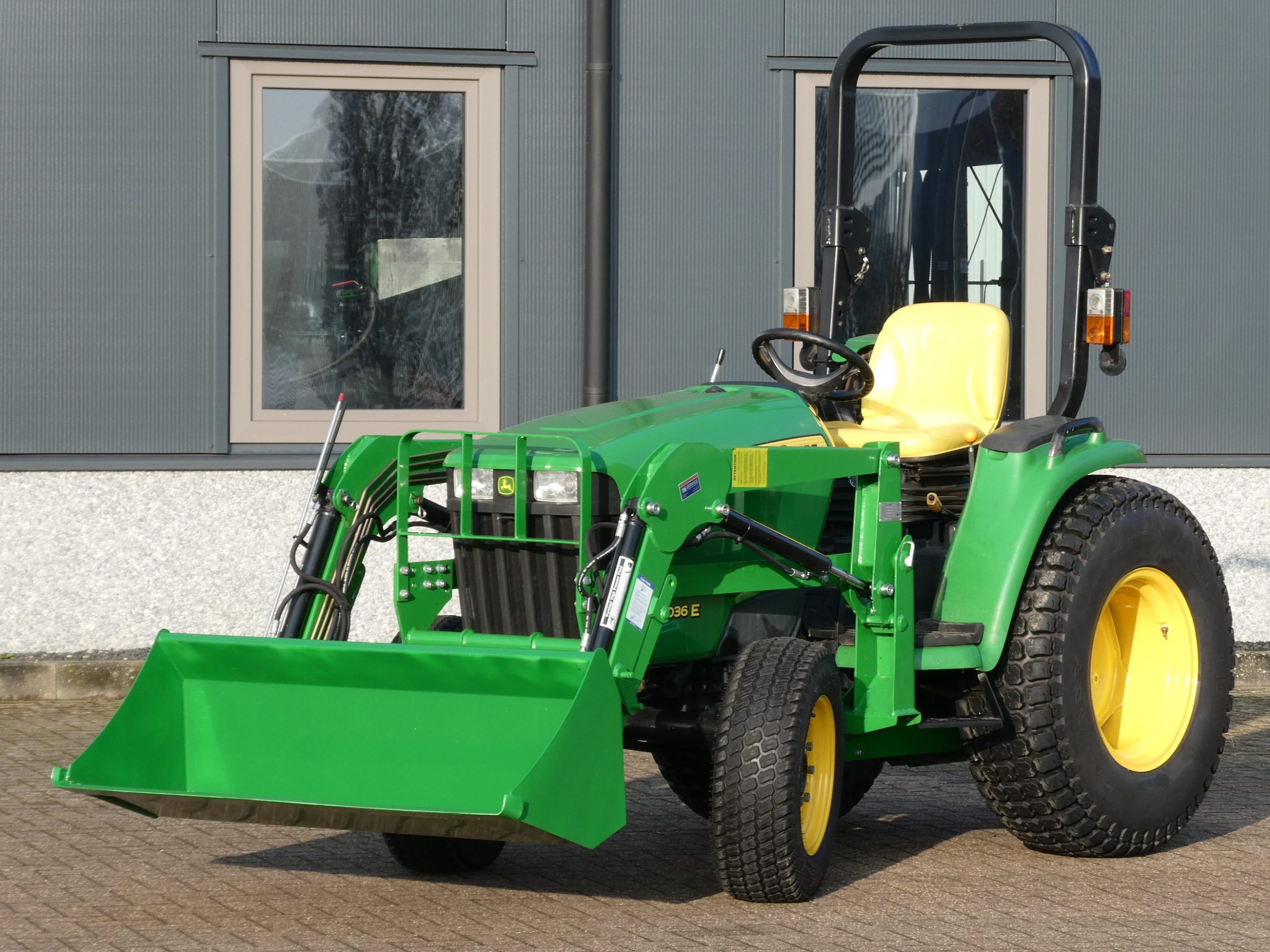 John Deere 3036E 4wd HST