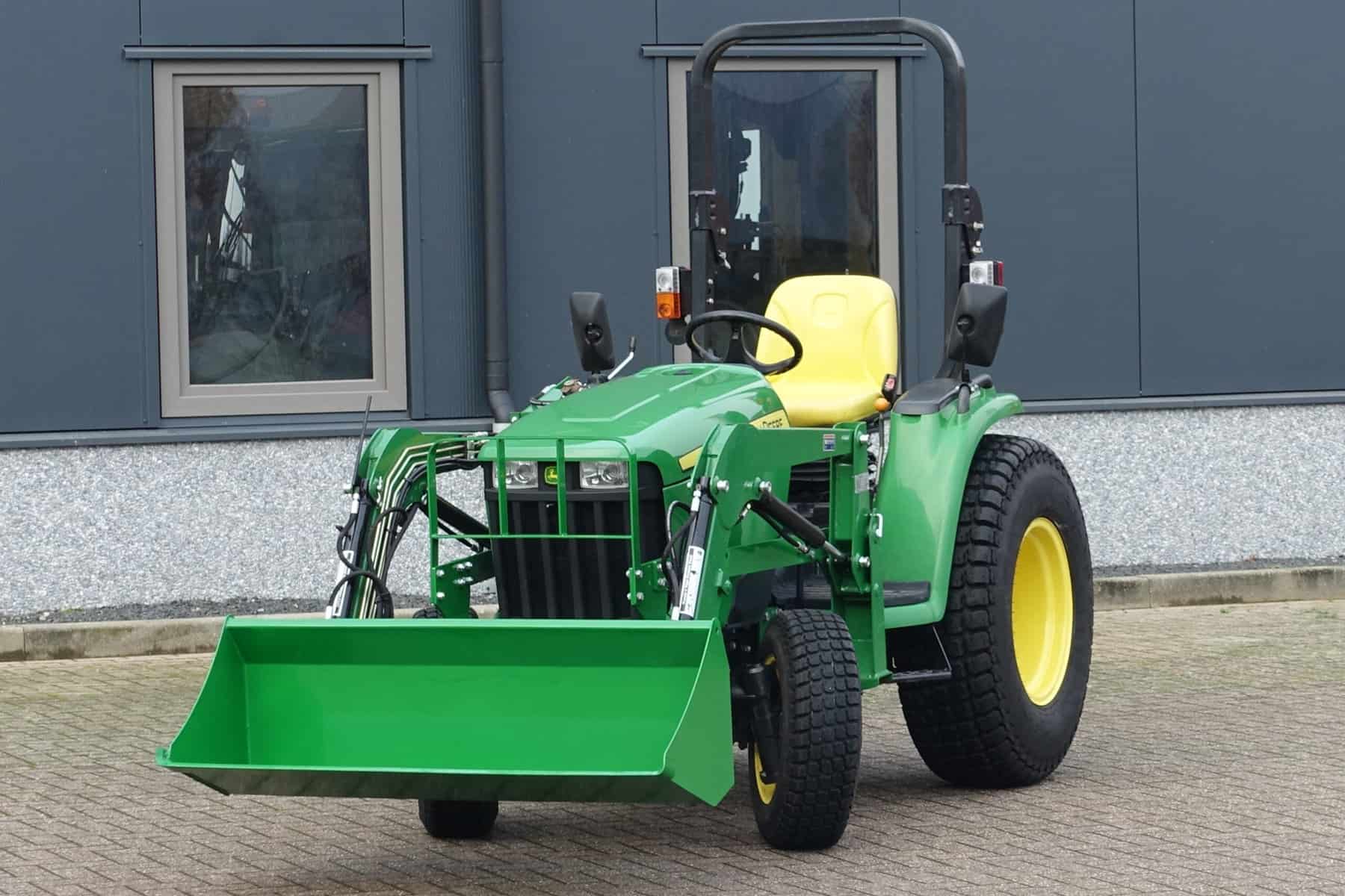 John Deere 3036e 4wd HST