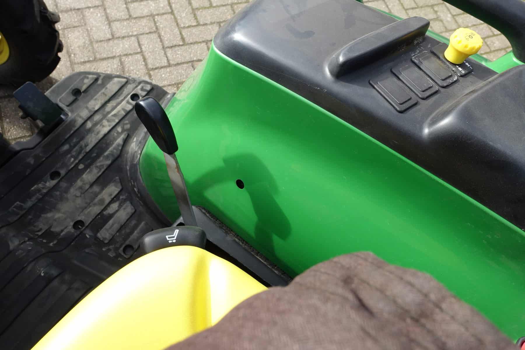 John Deere 3036e 4wd HST - Afbeelding 14