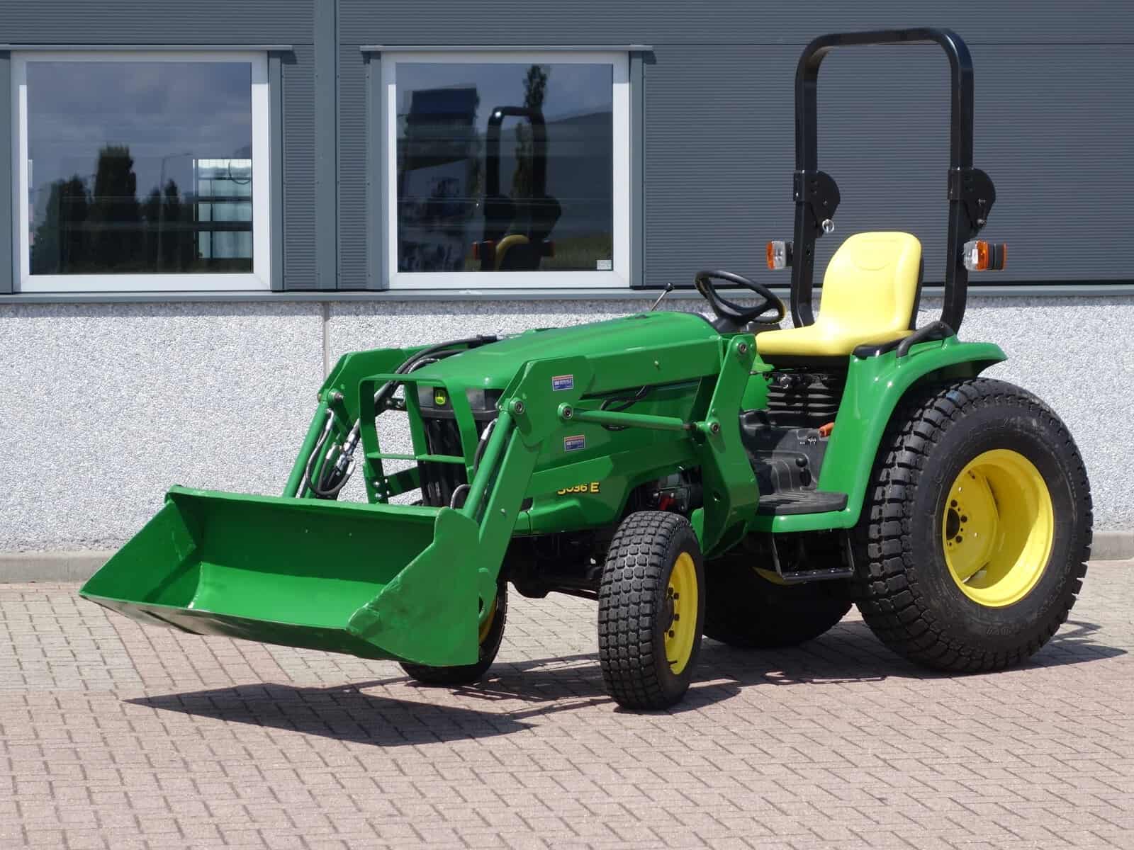 John Deere 3036e 4wd HST