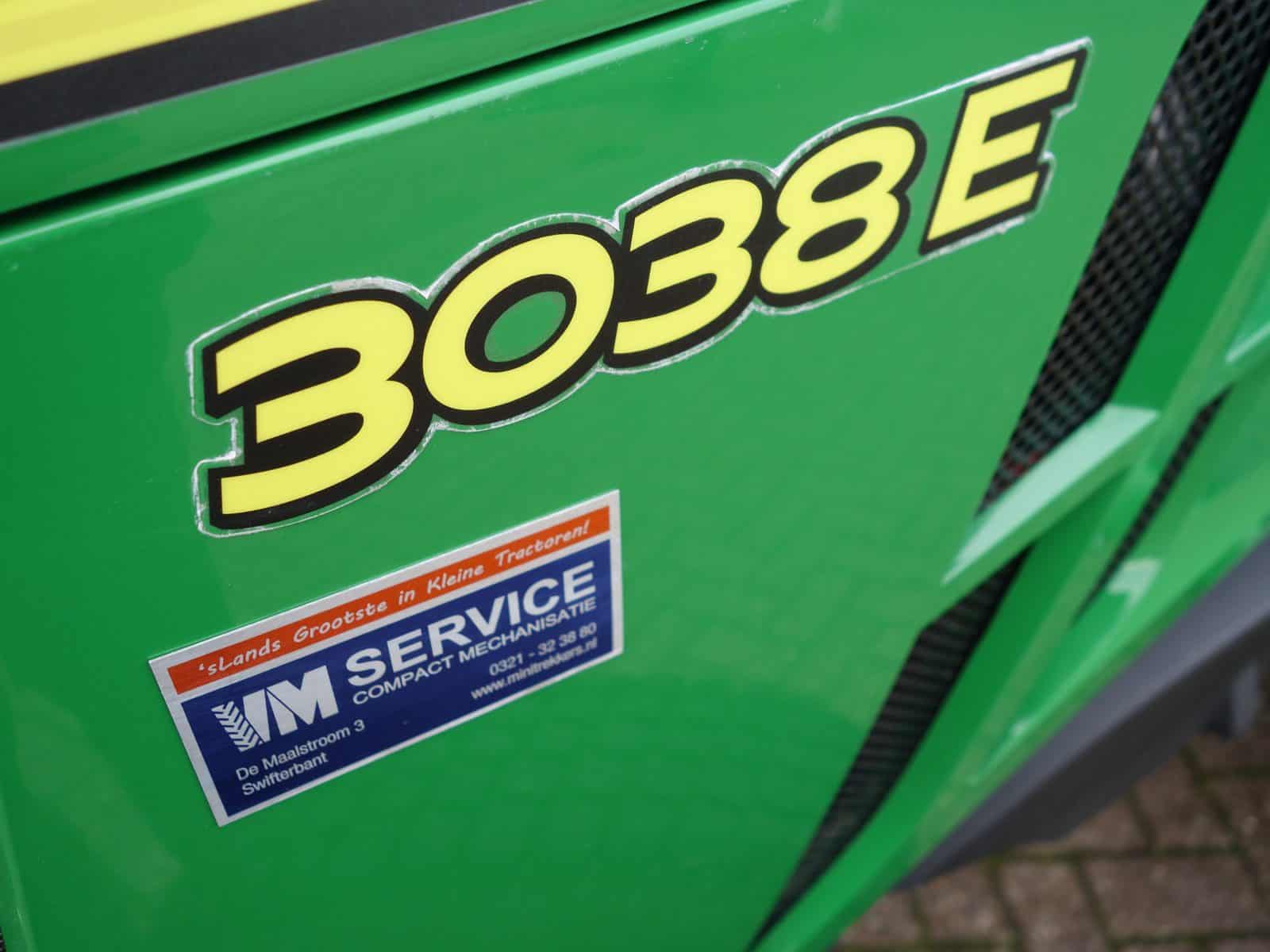 John Deere 3038e 4wd HST - Afbeelding 6