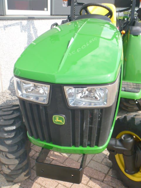 John Deere 3038e 4wd HST - Afbeelding 12