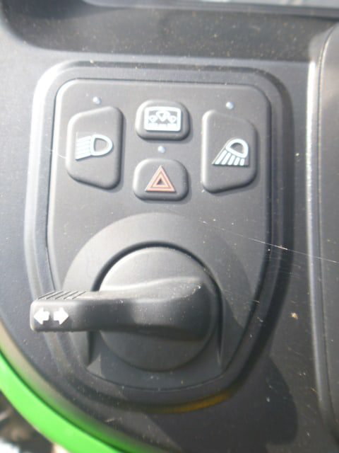 John Deere 3038e 4wd HST - Afbeelding 17