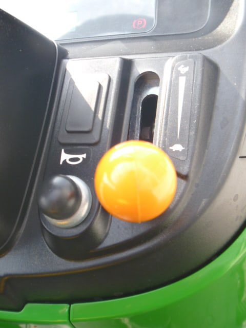 John Deere 3038e 4wd HST - Afbeelding 18