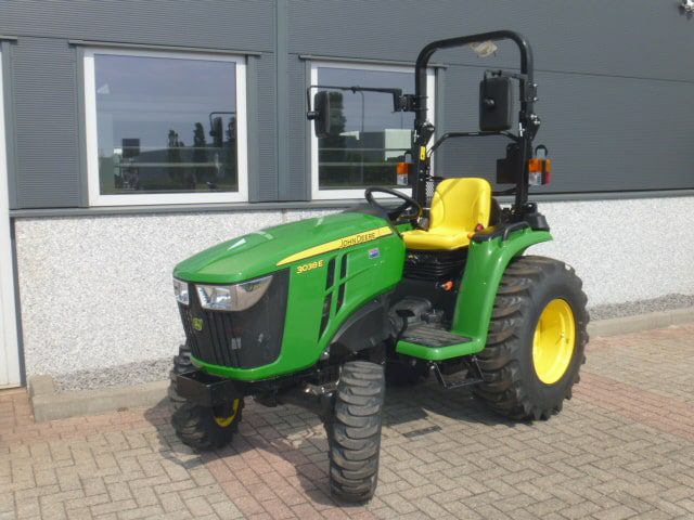 John Deere 3038e 4wd HST - Afbeelding 6