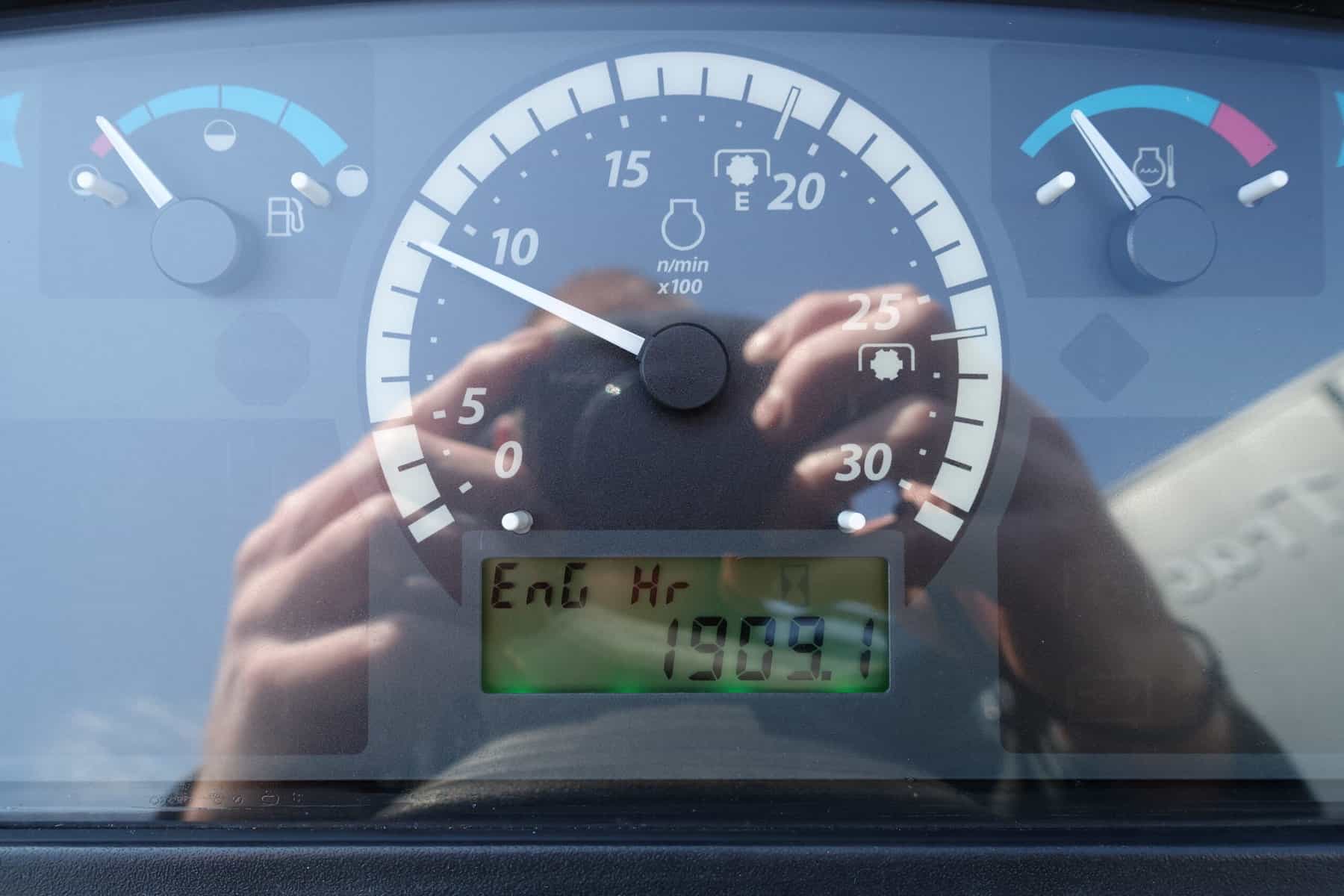 John Deere 3045R 4wd HST - Afbeelding 11