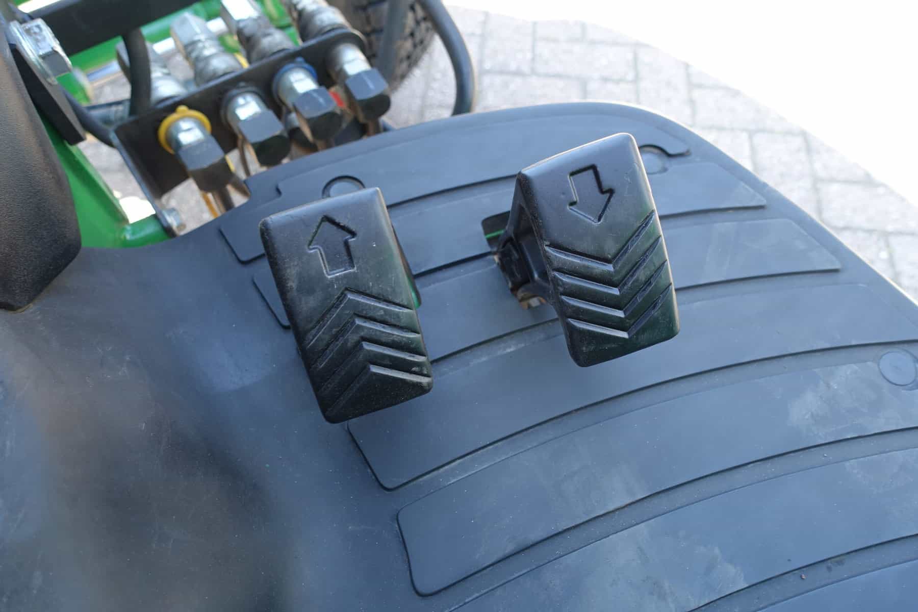 John Deere 3045R 4wd HST - Afbeelding 13