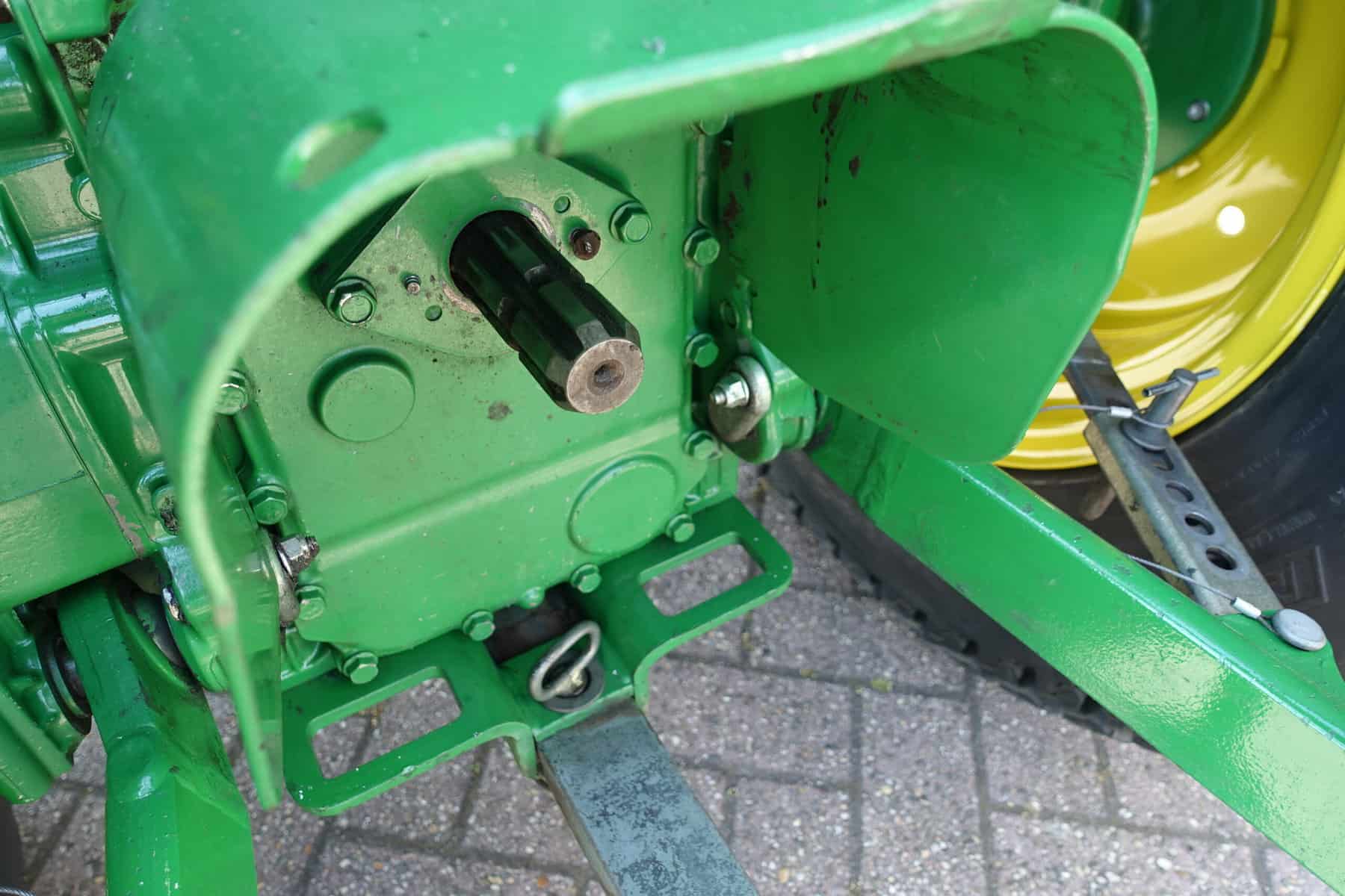 John Deere 3045R 4wd HST - Afbeelding 23