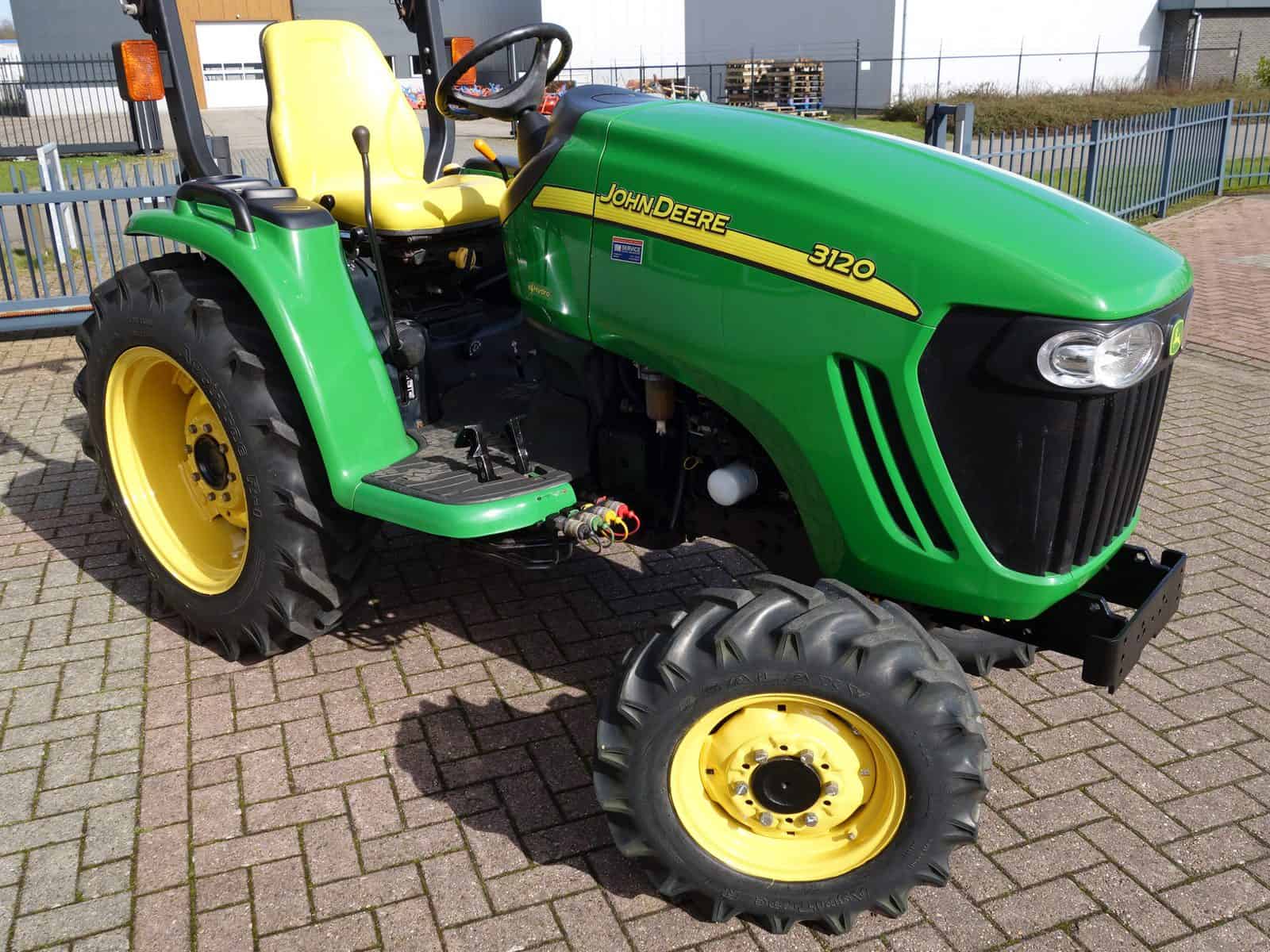 John Deere 3120 4wd HST - Afbeelding 2
