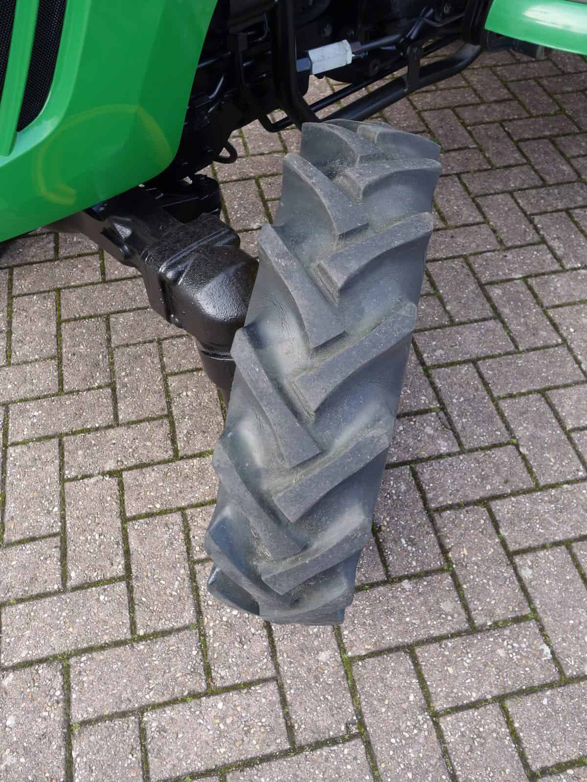 John Deere 3120 4wd HST - Afbeelding 30