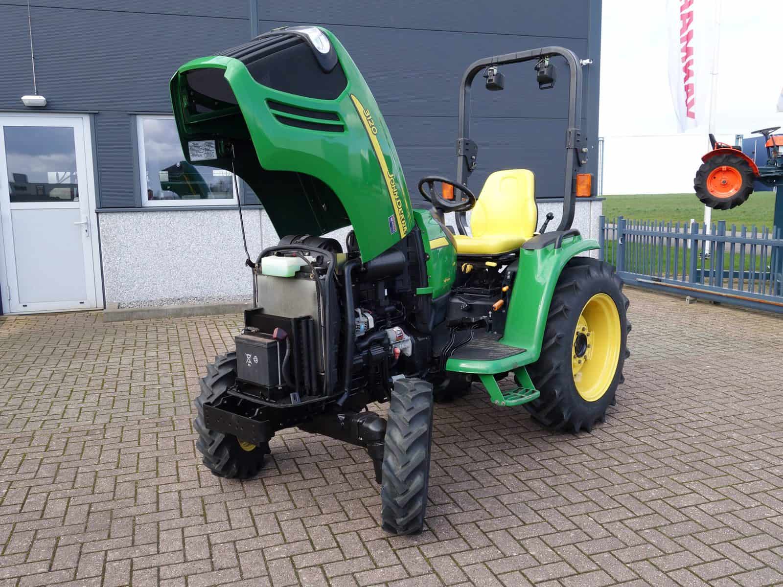 John Deere 3120 4wd HST - Afbeelding 31
