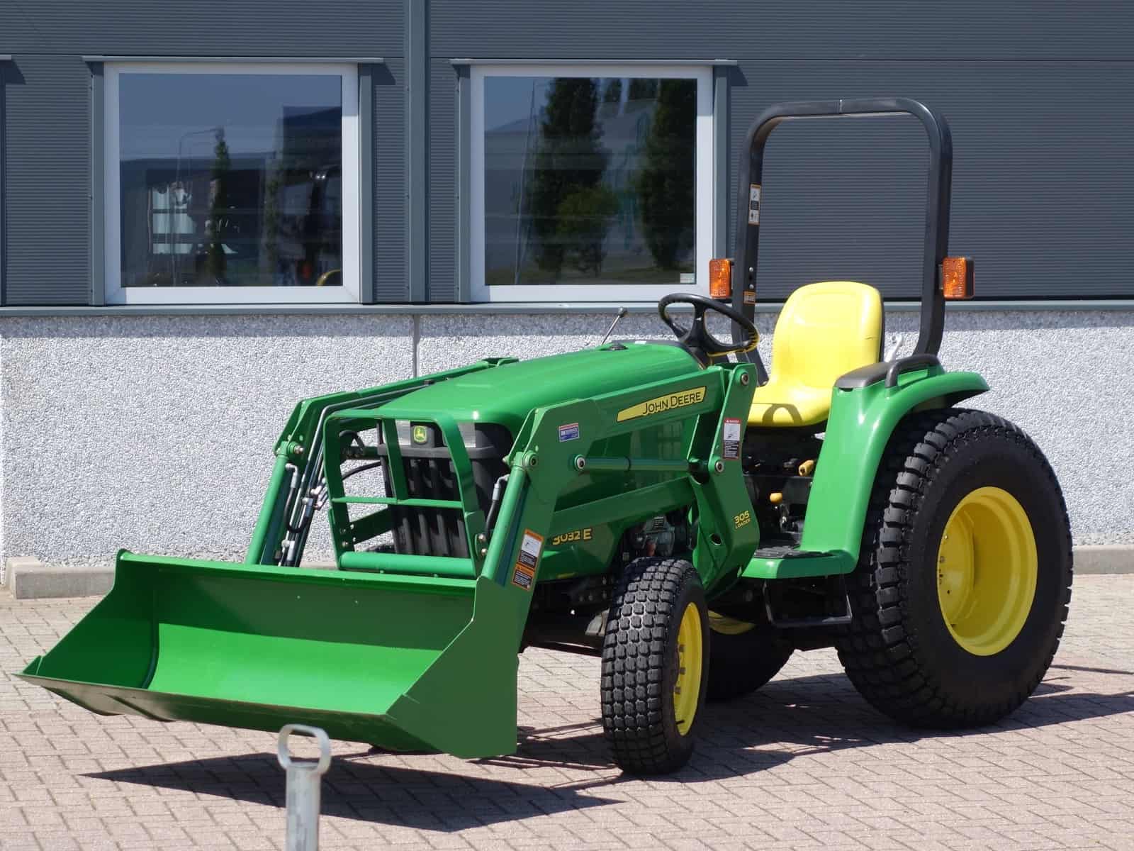 John Deere 3202E 4wd HST