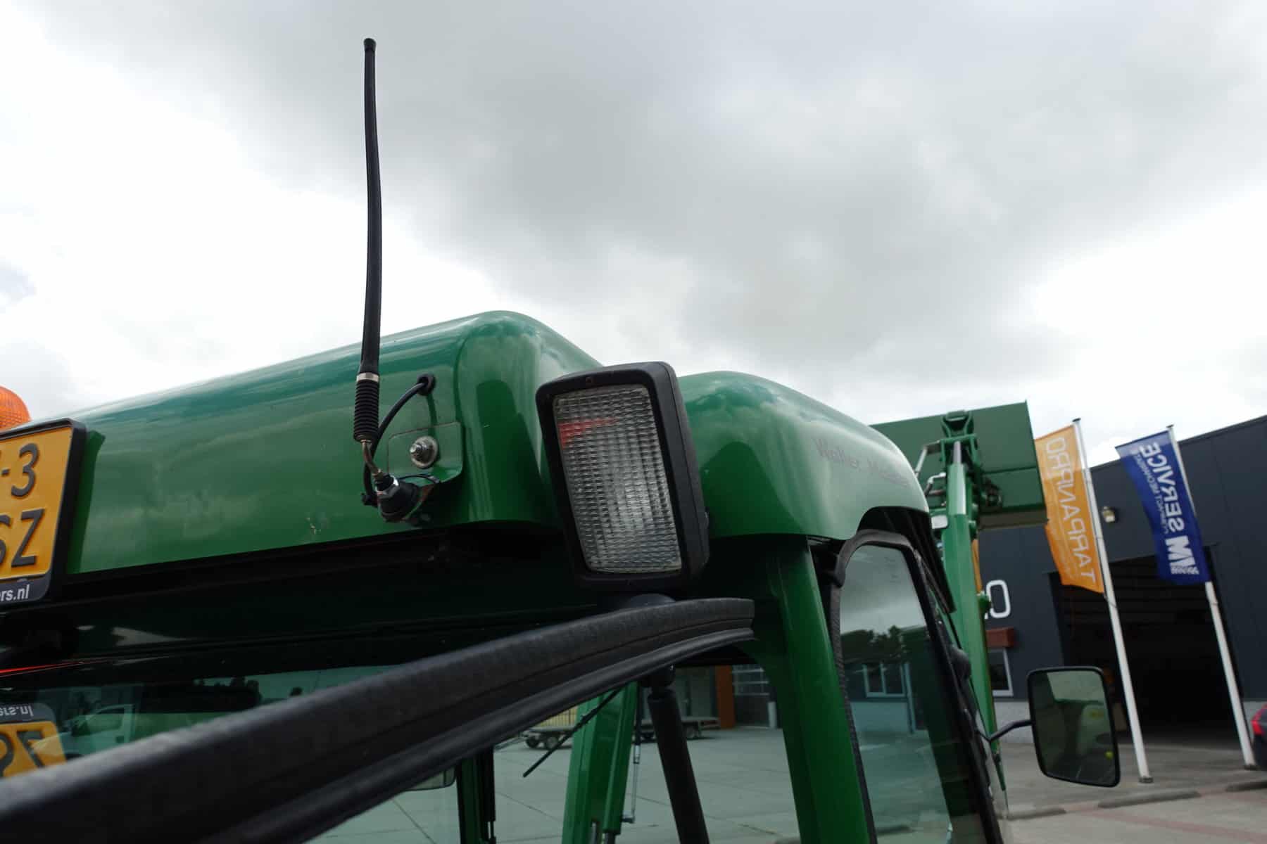 John Deere 3320 4wd HST - Afbeelding 32