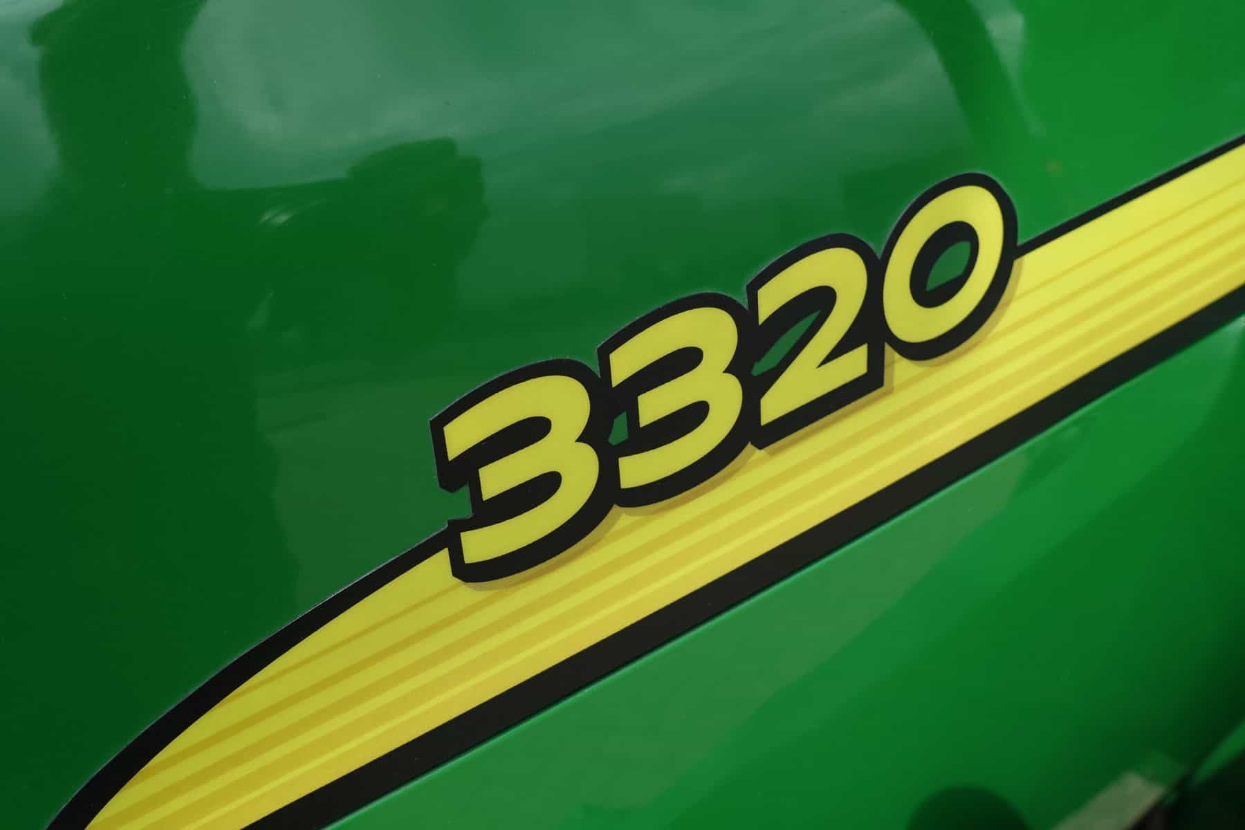 John Deere 3320 4wd HST - Afbeelding 9