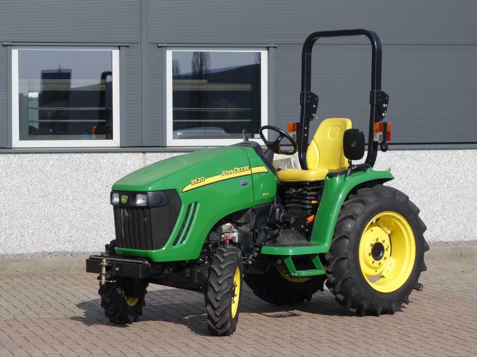 John Deere 3520 4wd HST