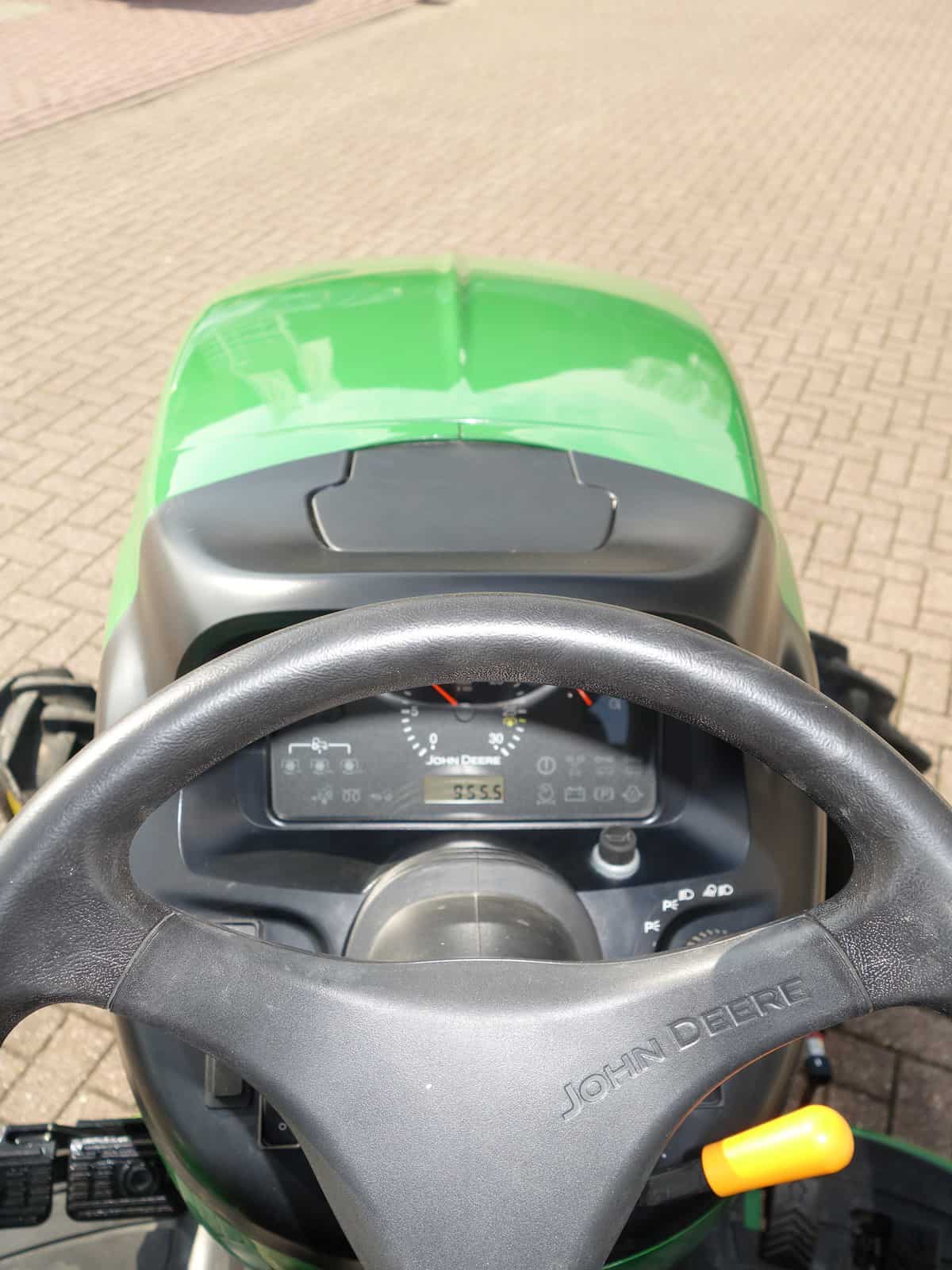 John Deere 3520 4wd HST - Afbeelding 11