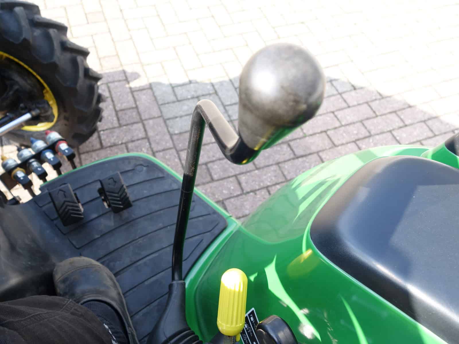 John Deere 3520 4wd HST - Afbeelding 16