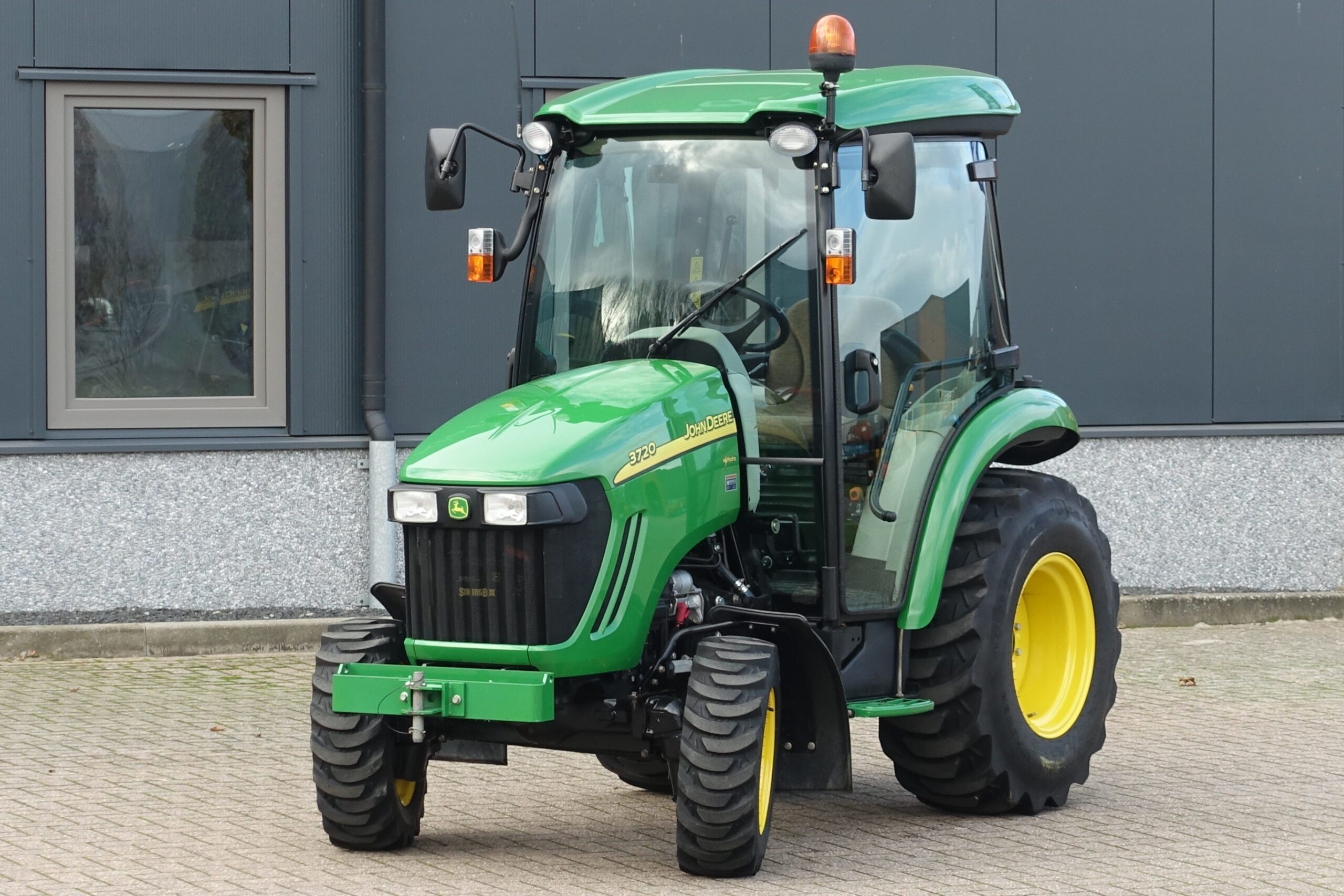 John Deere 3720 4wd HST